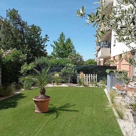 Les Jardins Du Ventoux Apartment Carpentras Exterior photo